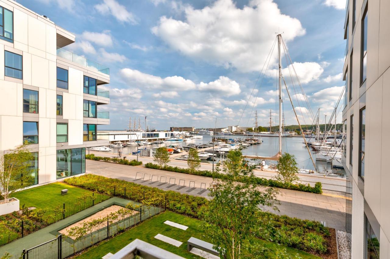 Ferienwohnung Yacht Park Marina by AmberBlue Gdynia Exterior foto